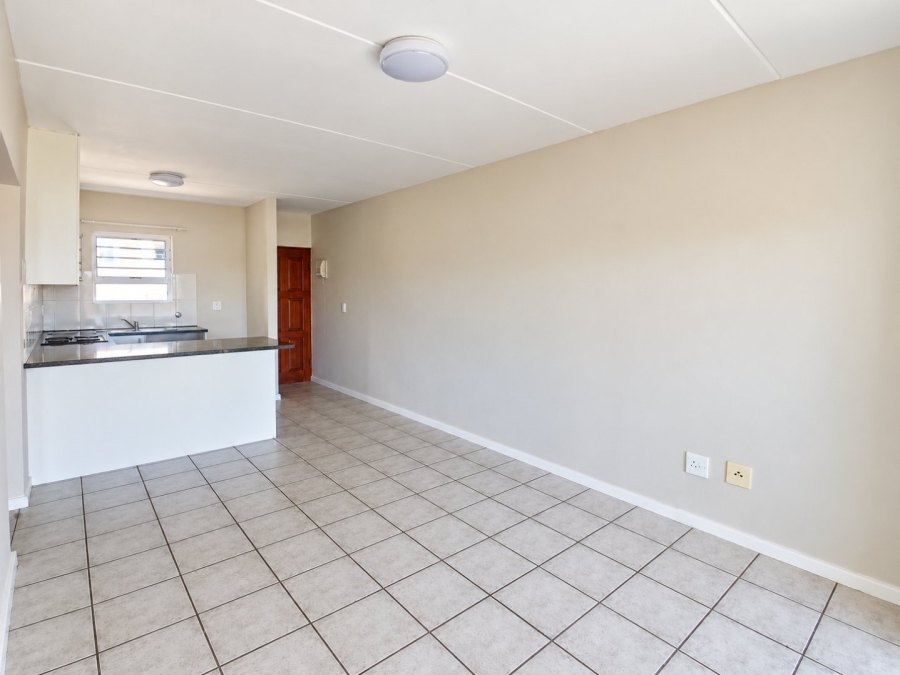 To Let 2 Bedroom Property for Rent in Parklands Western Cape